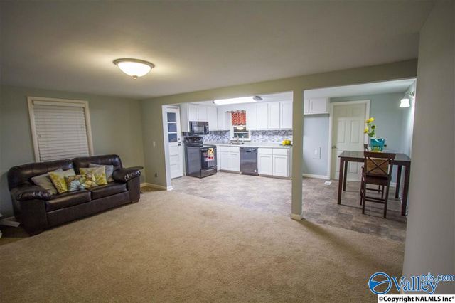 26602 Nick Davis Road, Athens, AL 35613
