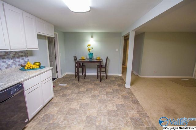 26602 Nick Davis Road, Athens, AL 35613