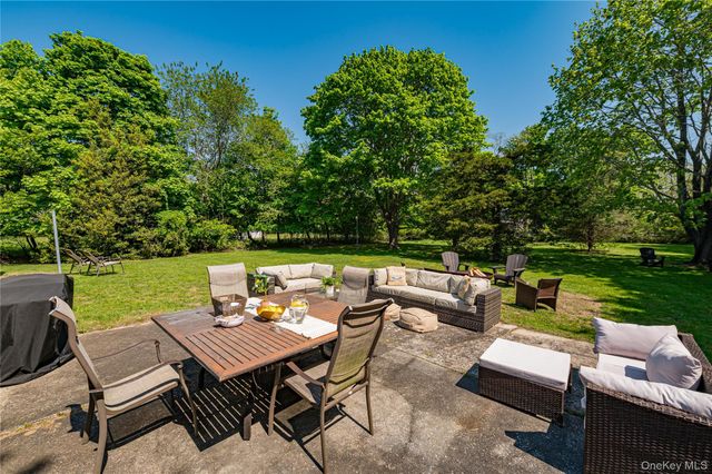 27 Sunset Avenue, East Quogue, NY 11942
