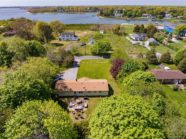 27 Sunset Avenue, East Quogue, NY 11942