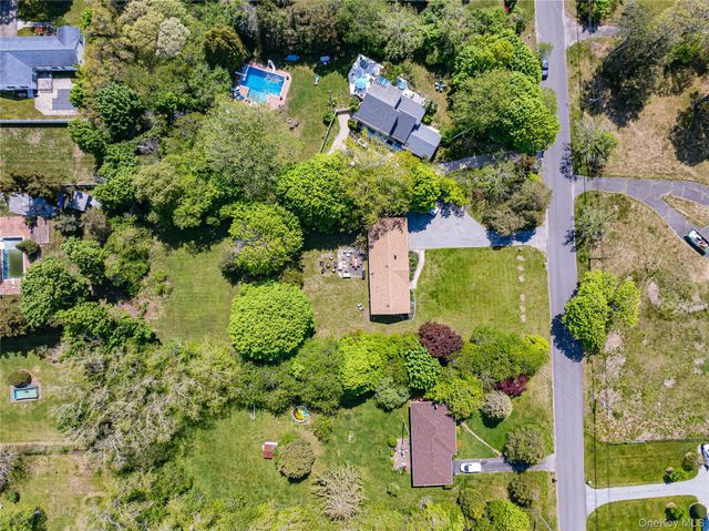 27 Sunset Avenue, East Quogue, NY 11942