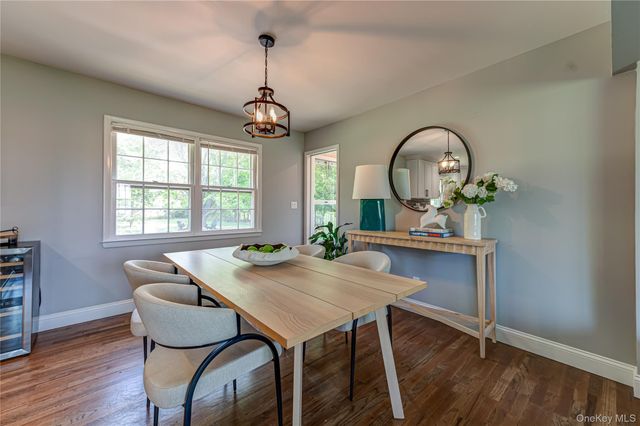 27 Sunset Avenue, East Quogue, NY 11942