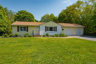 27 Sunset Avenue, East Quogue, NY 11942