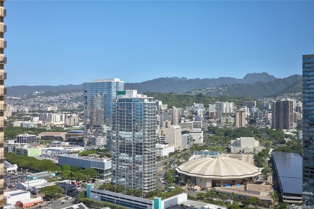 1001 Queen Street 3103, Honolulu, HI 96814
