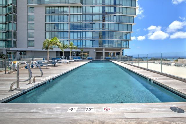 1001 Queen Street 3103, Honolulu, HI 96814