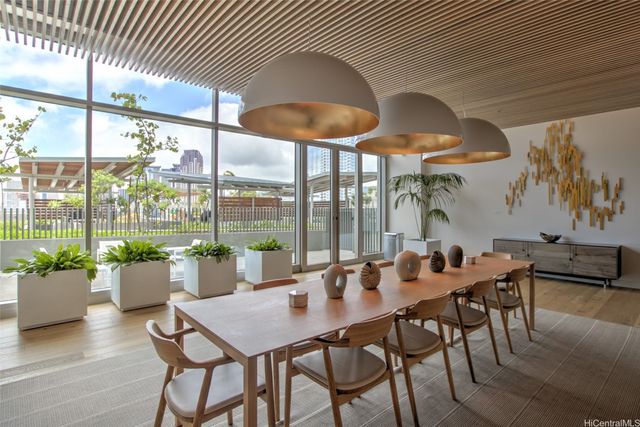 1001 Queen Street 3103, Honolulu, HI 96814