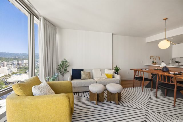 1001 Queen Street 3103, Honolulu, HI 96814