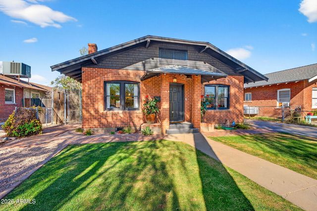 2022 N 11TH Street, Phoenix, AZ 85006