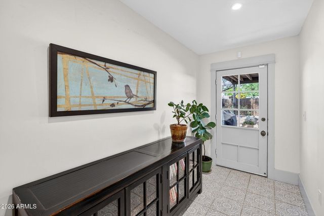 2022 N 11TH Street, Phoenix, AZ 85006