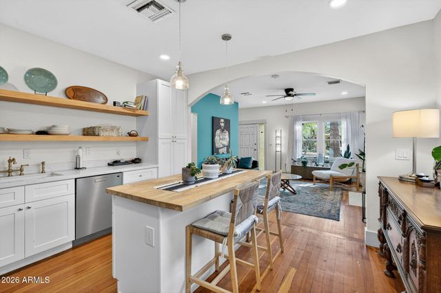 2022 N 11TH Street, Phoenix, AZ 85006