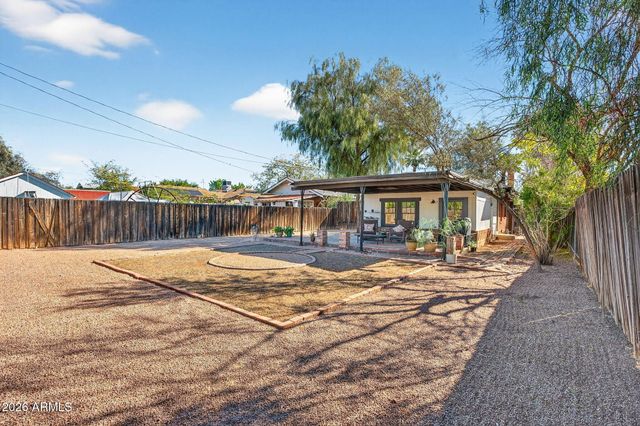 2022 N 11TH Street, Phoenix, AZ 85006