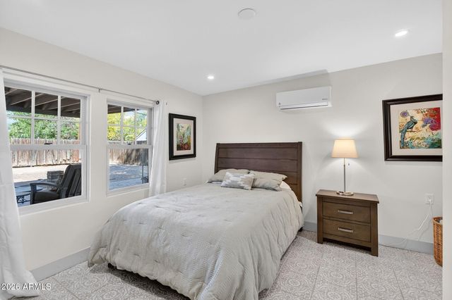 2022 N 11TH Street, Phoenix, AZ 85006