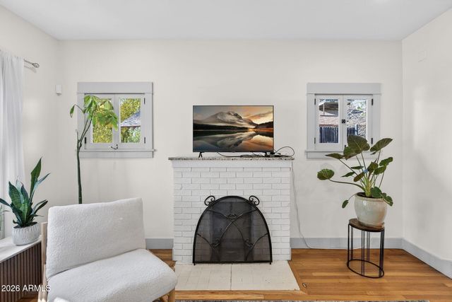 2022 N 11TH Street, Phoenix, AZ 85006