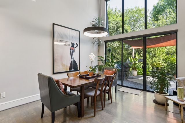 2934 Maple Springs Boulevard, Dallas, TX 75235