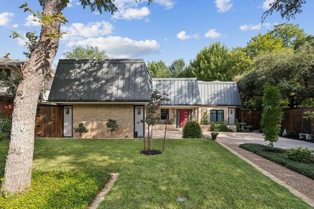 2934 Maple Springs Boulevard, Dallas, TX 75235