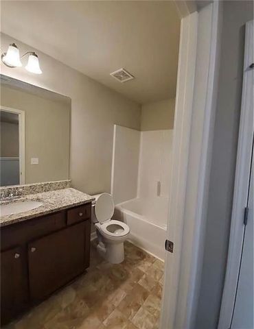1898 Old Dogwood, Jonesboro, GA 30238
