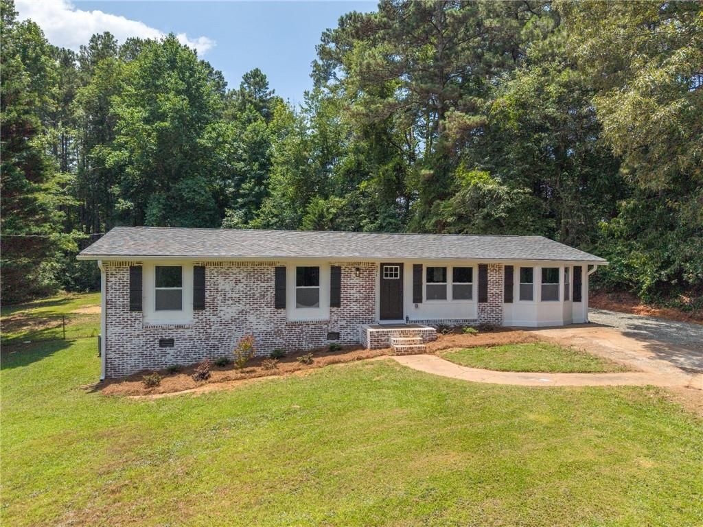 321 Scoggins Road, Dallas, GA 30157