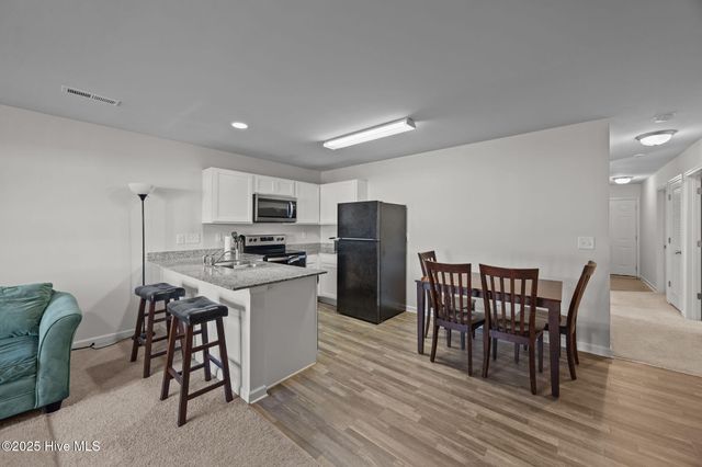 502 Square Street, Greenville, NC 27834