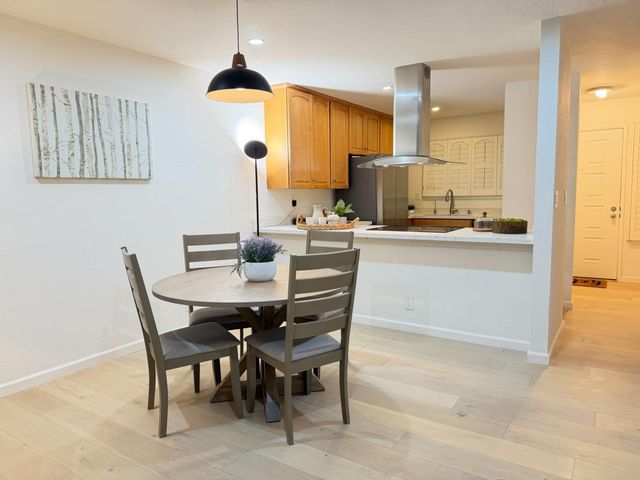 165 Okeefe Street 11, Menlo Park, CA 94025