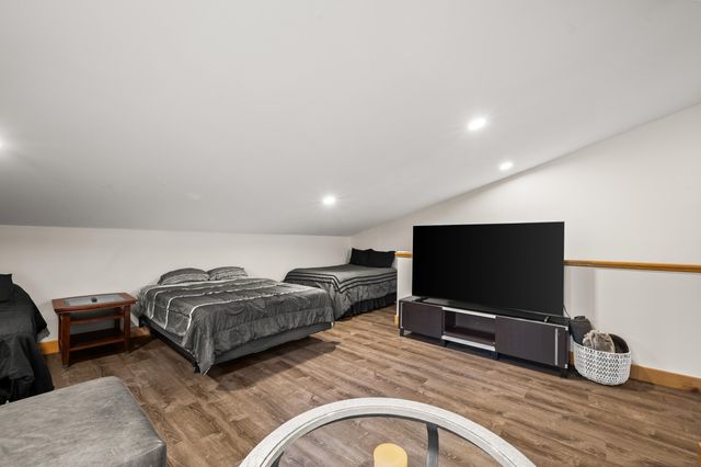 78720 County Road 376, Coloma, MI 49038