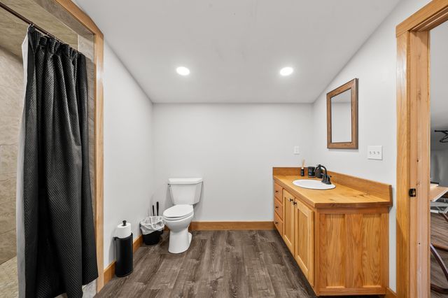 78720 County Road 376, Coloma, MI 49038