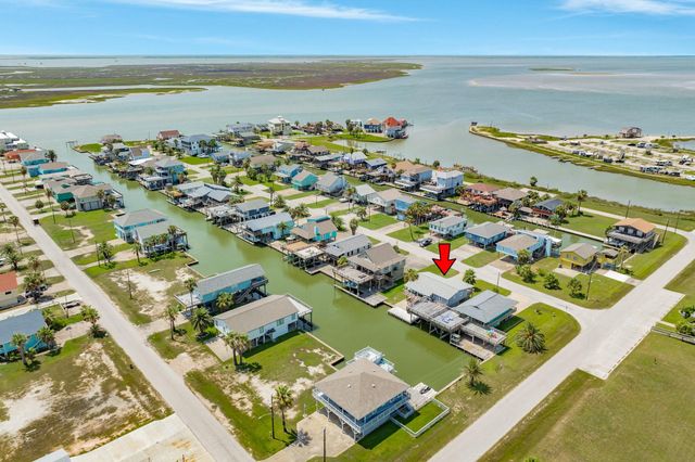 207 Galleon, Freeport, TX 77541