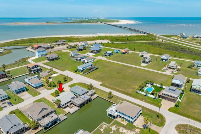 207 Galleon, Freeport, TX 77541