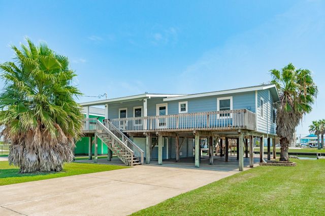 207 Galleon, Freeport, TX 77541
