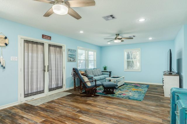 207 Galleon, Freeport, TX 77541