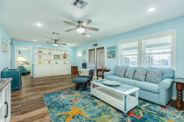 207 Galleon, Freeport, TX 77541