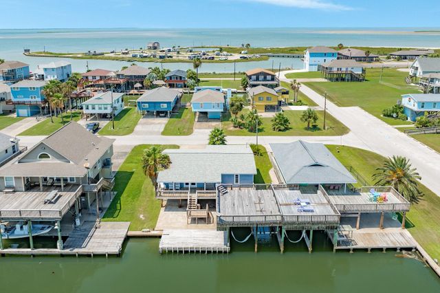 207 Galleon, Freeport, TX 77541