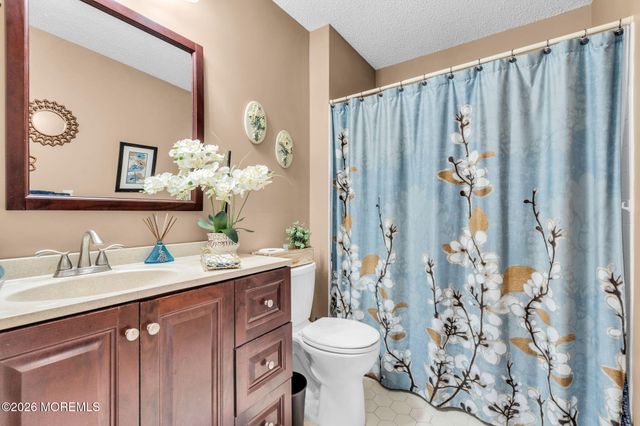 480 Alexander Avenue, Brick, NJ 08724