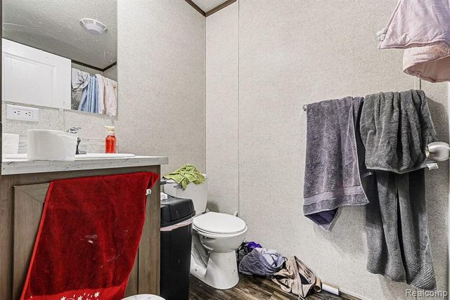 425 Elm Court, Oakland, MI 48363