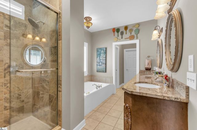 128 Banbury Circle, Simpsonville, SC 29681