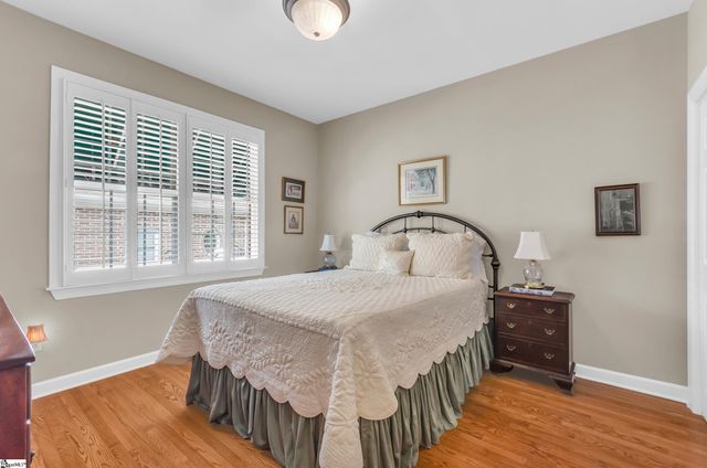 128 Banbury Circle, Simpsonville, SC 29681