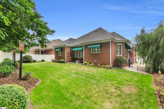 128 Banbury Circle, Simpsonville, SC 29681
