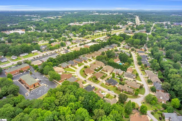 128 Banbury Circle, Simpsonville, SC 29681