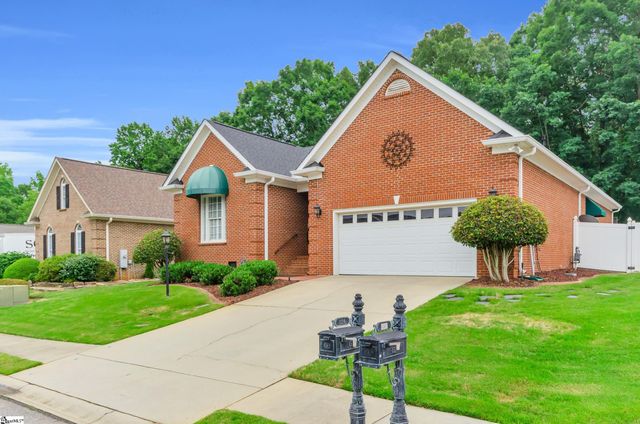 128 Banbury Circle, Simpsonville, SC 29681