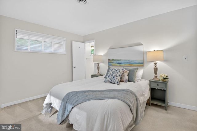 10206 FREDERICK AVE, Kensington, MD 20895