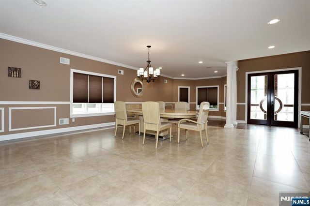 39 Burton Avenue, Hasbrouck Heights, NJ 07604