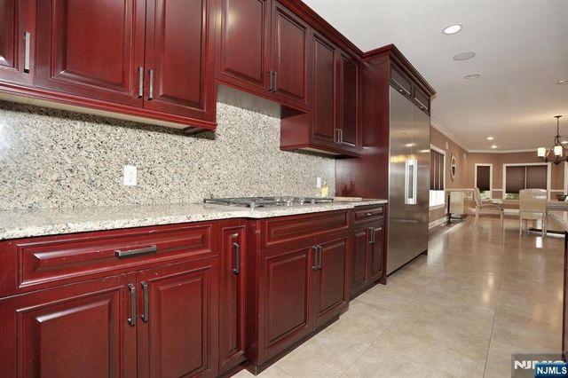 39 Burton Avenue, Hasbrouck Heights, NJ 07604