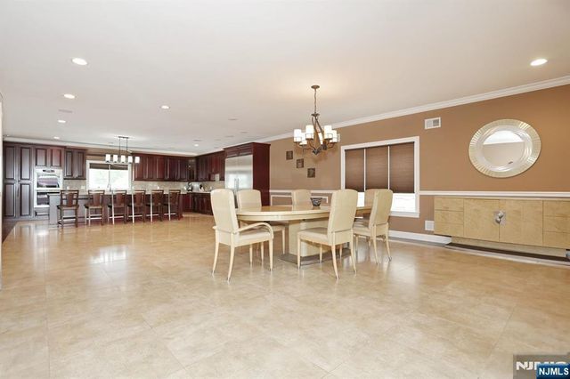 39 Burton Avenue, Hasbrouck Heights, NJ 07604