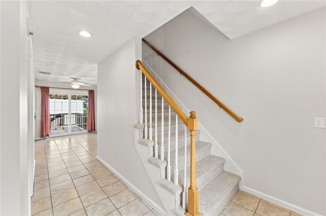 25 Plaza Street, Cranston, RI 02920