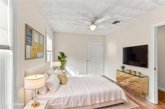 25 Plaza Street, Cranston, RI 02920