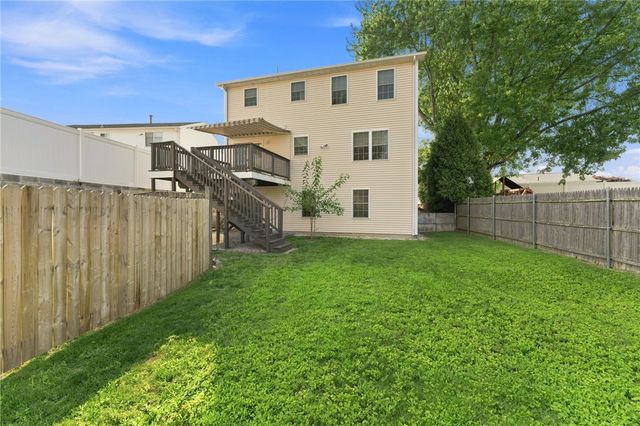 25 Plaza Street, Cranston, RI 02920