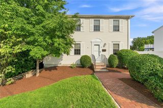 25 Plaza Street, Cranston, RI 02920