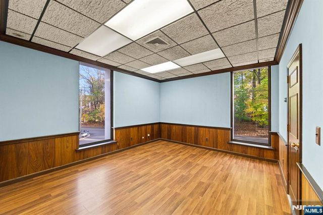 201 Lower Notch Road, Little Falls, NJ 07424