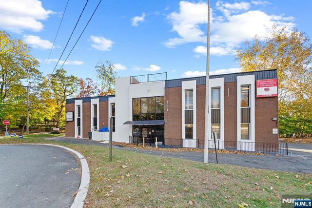 201 Lower Notch Road, Little Falls, NJ 07424