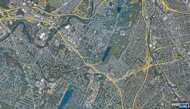 201 Lower Notch Road, Little Falls, NJ 07424