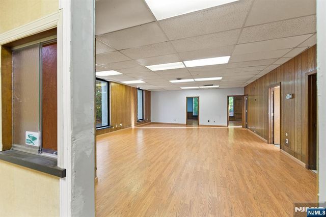 201 Lower Notch Road, Little Falls, NJ 07424